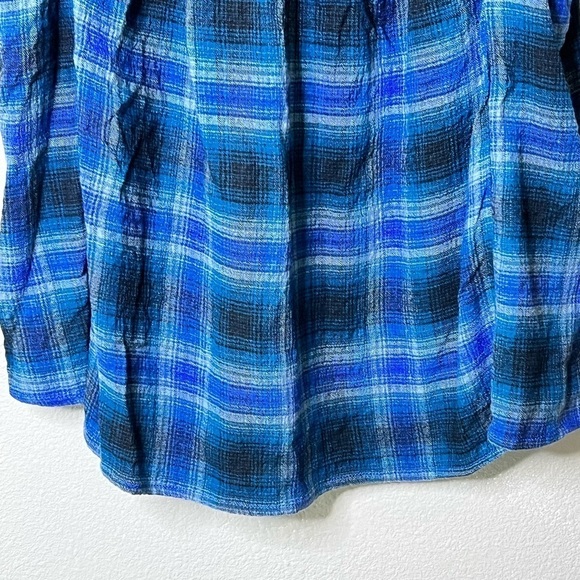 Lori Plaid Flutter Sleeve Babydoll Blouse In Lake Front by beachlunchlounge - Picture 11 of 13